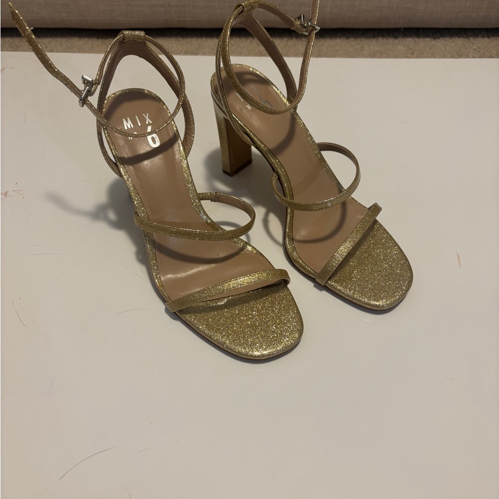 Mix No. 6 Gold heels